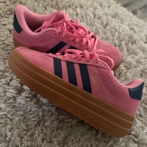 Adidas Pink Sneakers with Blue Stripes and Tan Soles